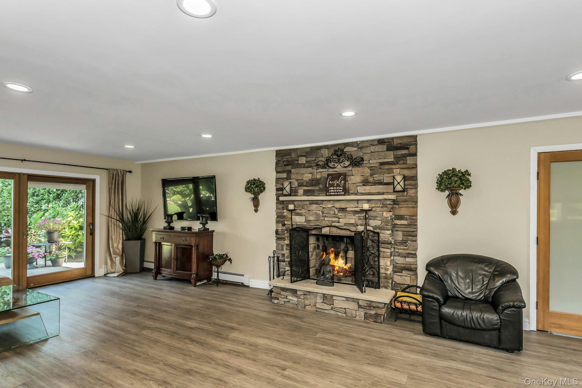 3101 Lonni Lane, Merrick, NY 11566