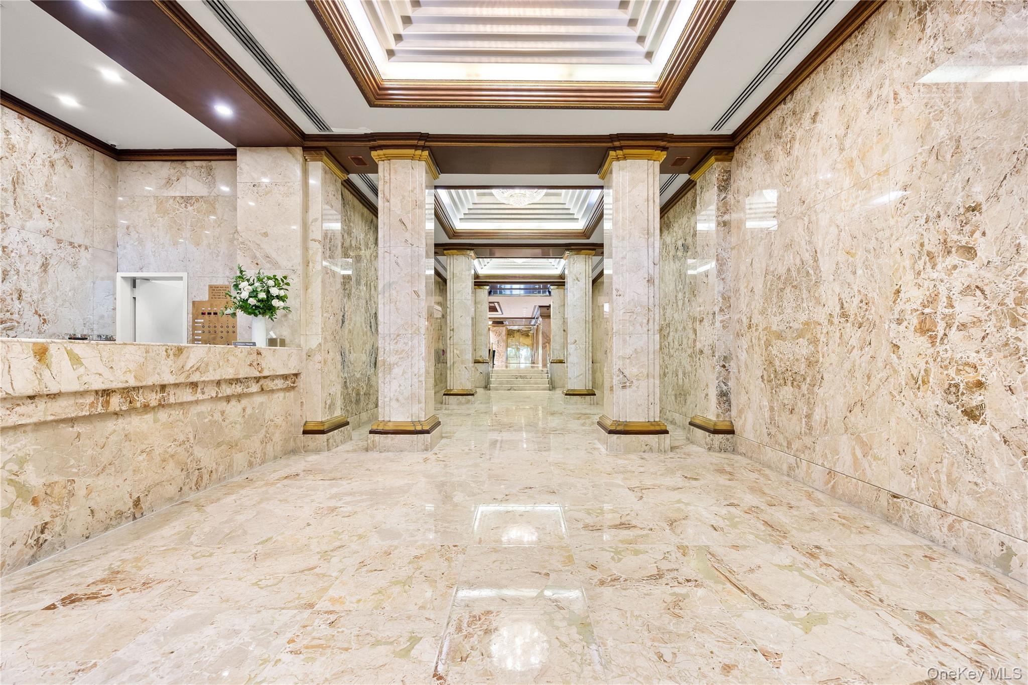 106 Central Park S # 4D, New York (Manhattan), NY 10019