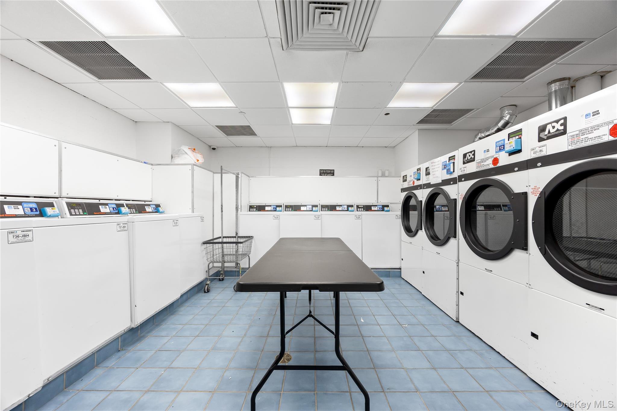 106 Central Park S # 4D, New York (Manhattan), NY 10019