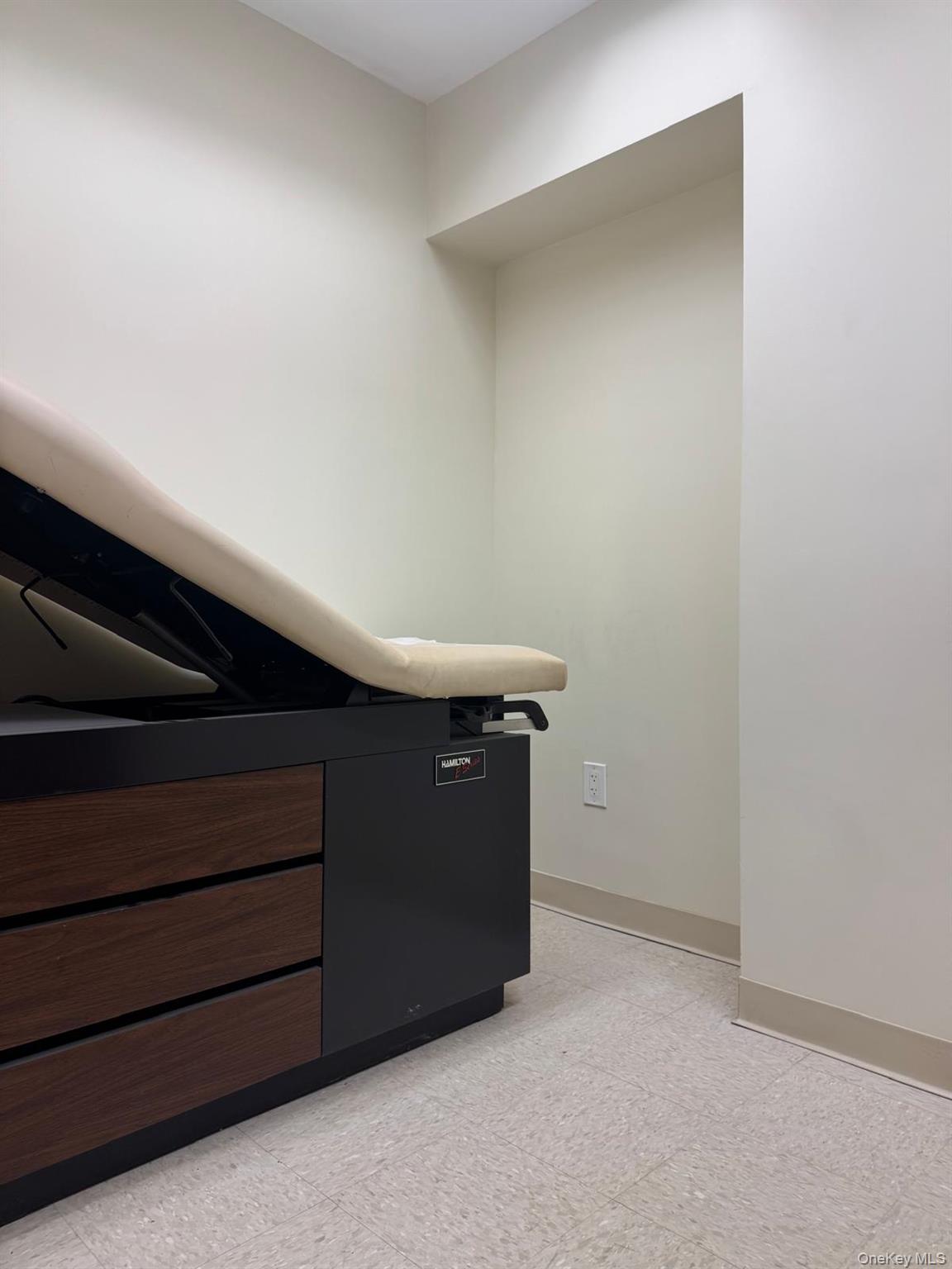 83-71 116 Street # M2, Richmond Hill, NY 11418