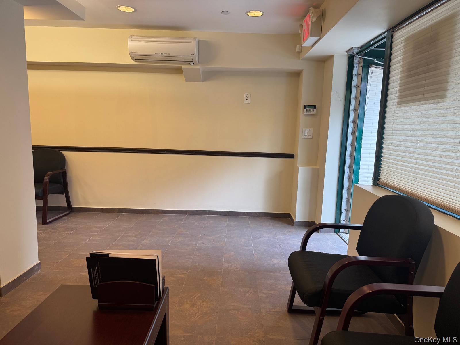 83-71 116 Street # M2, Richmond Hill, NY 11418