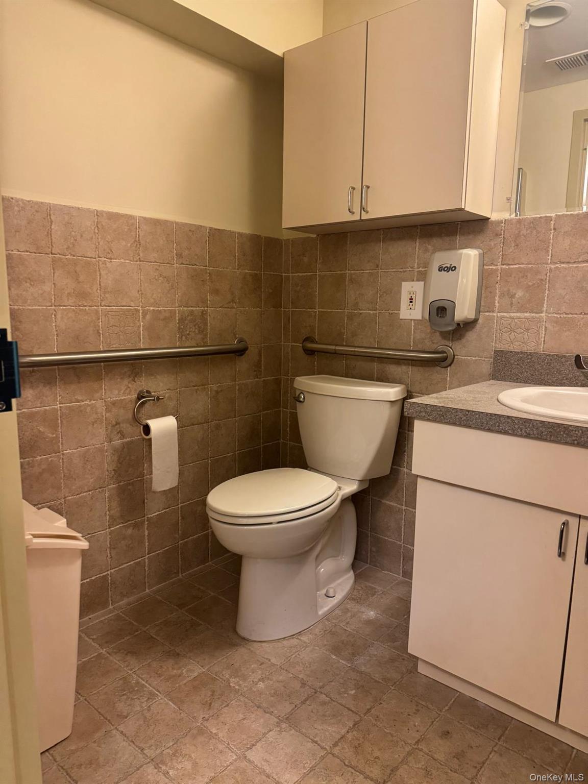 83-71 116 Street # M2, Richmond Hill, NY 11418