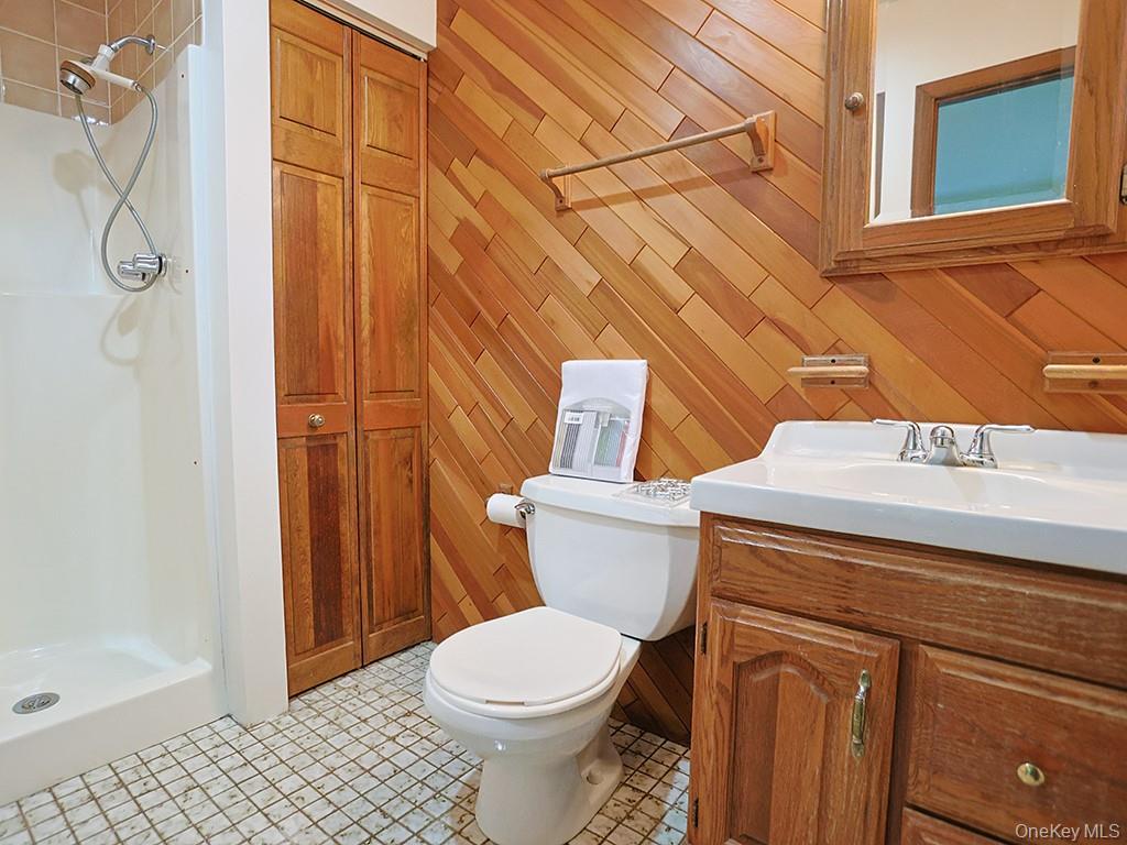 5 Wolf Pond Road, Wurtsboro, NY 12790