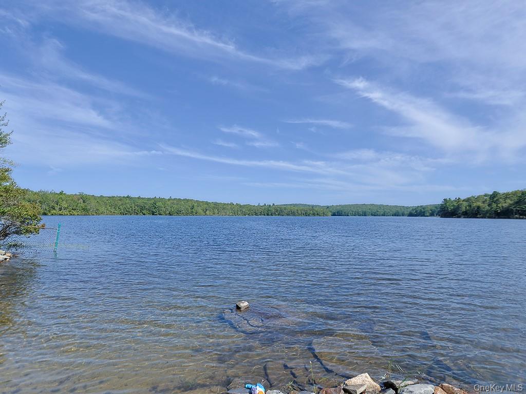 5 Wolf Pond Road, Wurtsboro, NY 12790