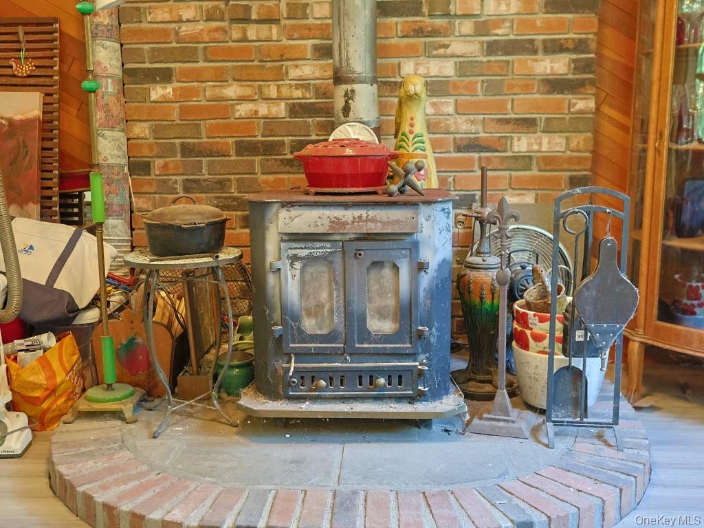 5 Wolf Pond Road, Wurtsboro, NY 12790