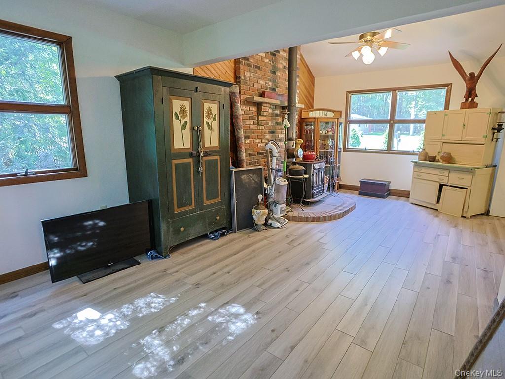 5 Wolf Pond Road, Wurtsboro, NY 12790