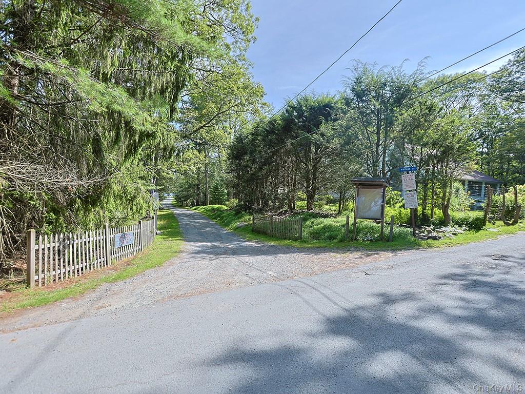 5 Wolf Pond Road, Wurtsboro, NY 12790