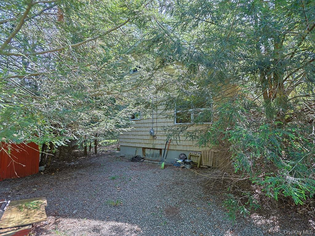 5 Wolf Pond Road, Wurtsboro, NY 12790