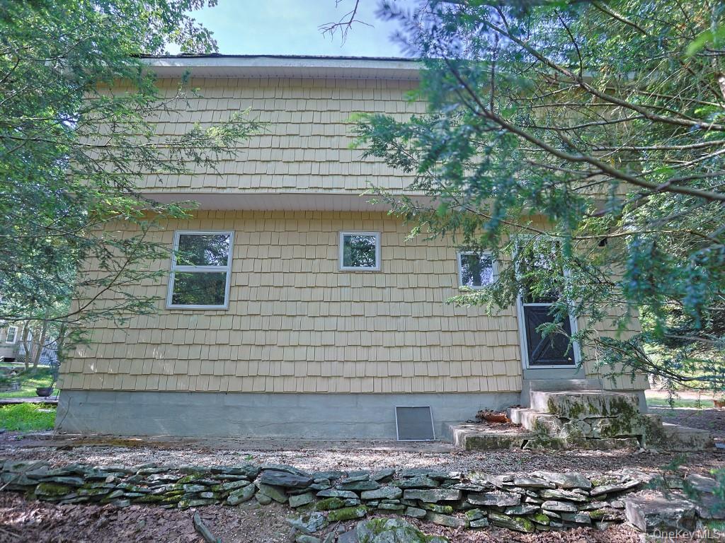 5 Wolf Pond Road, Wurtsboro, NY 12790