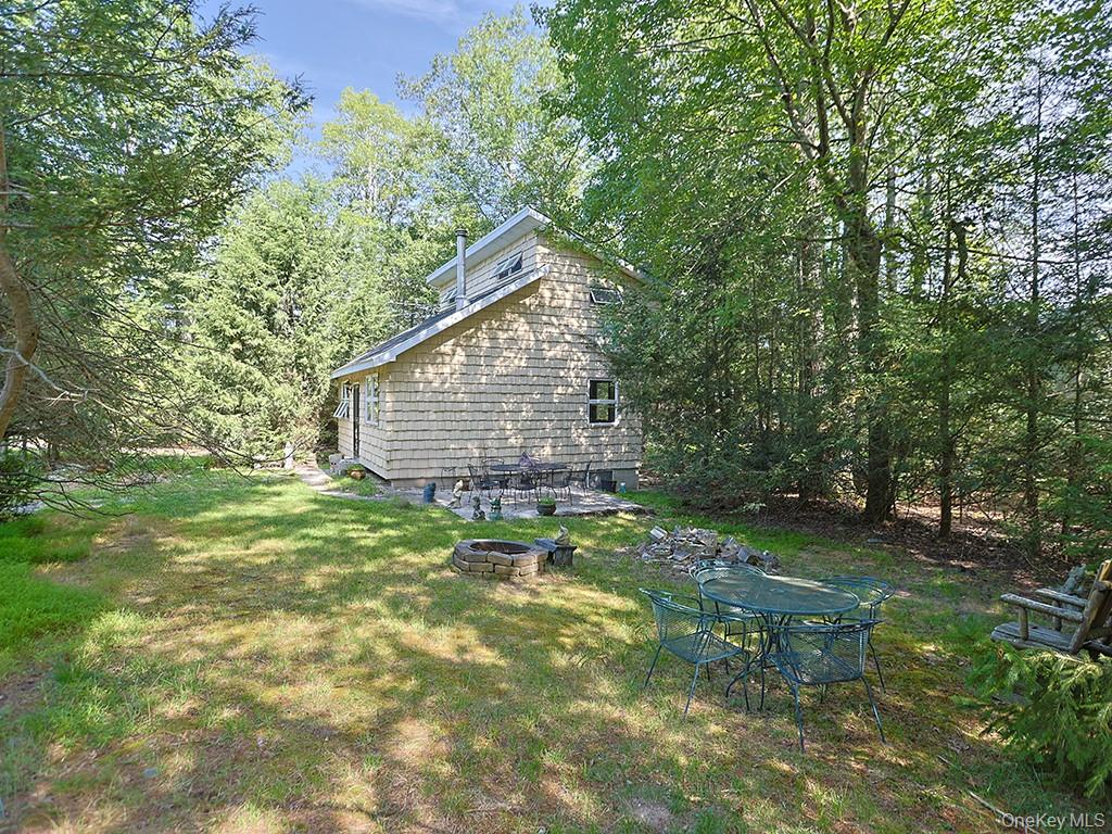 5 Wolf Pond Road, Wurtsboro, NY 12790