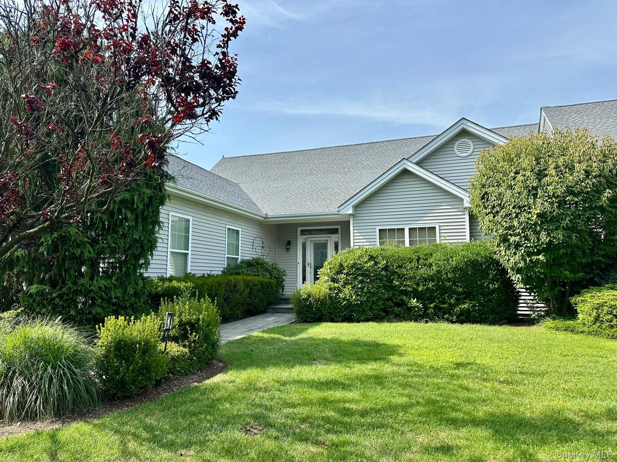 103 Rivendell Court, Melville, NY 11747