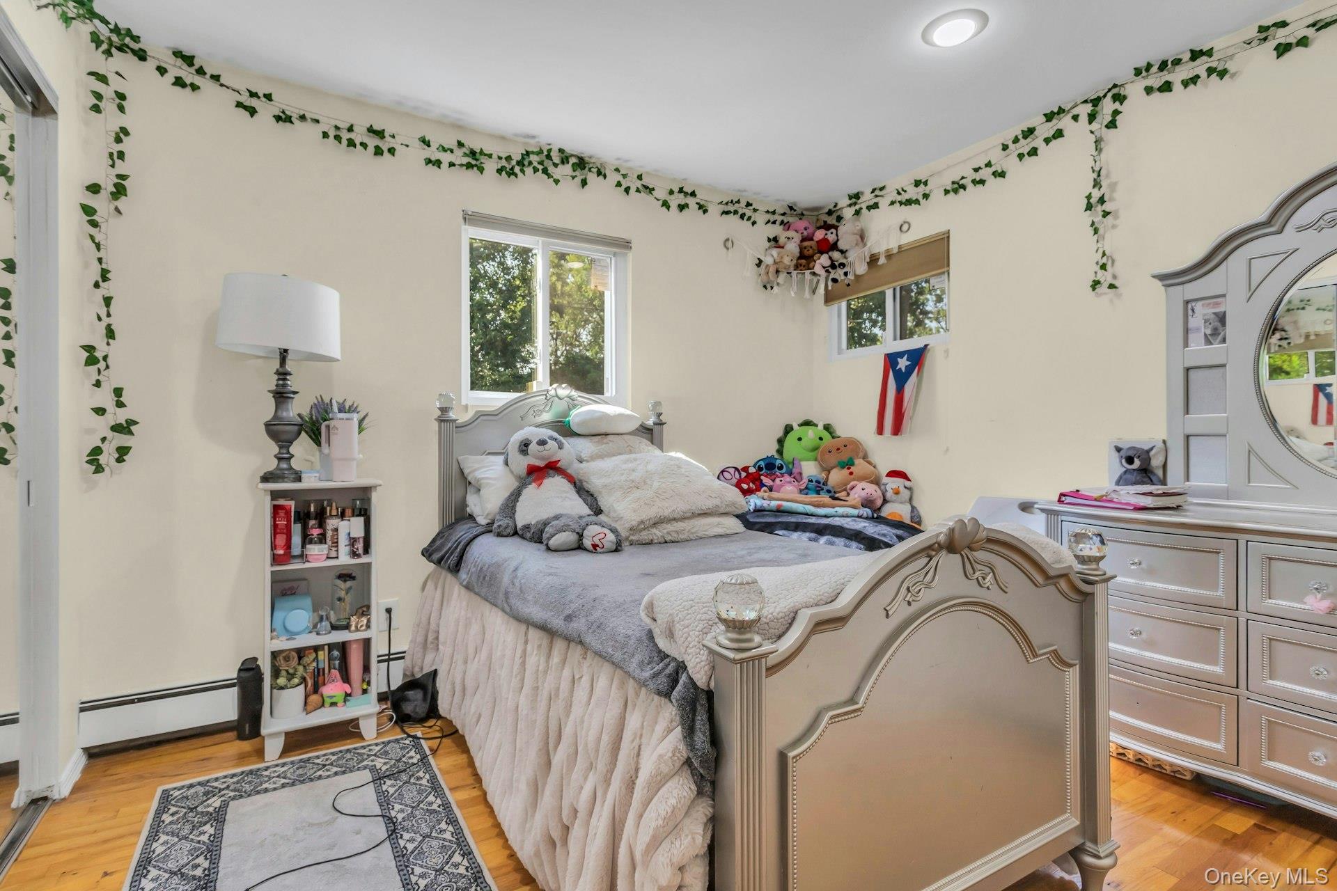 17 Phyllis Drive, East Northport, NY 11731