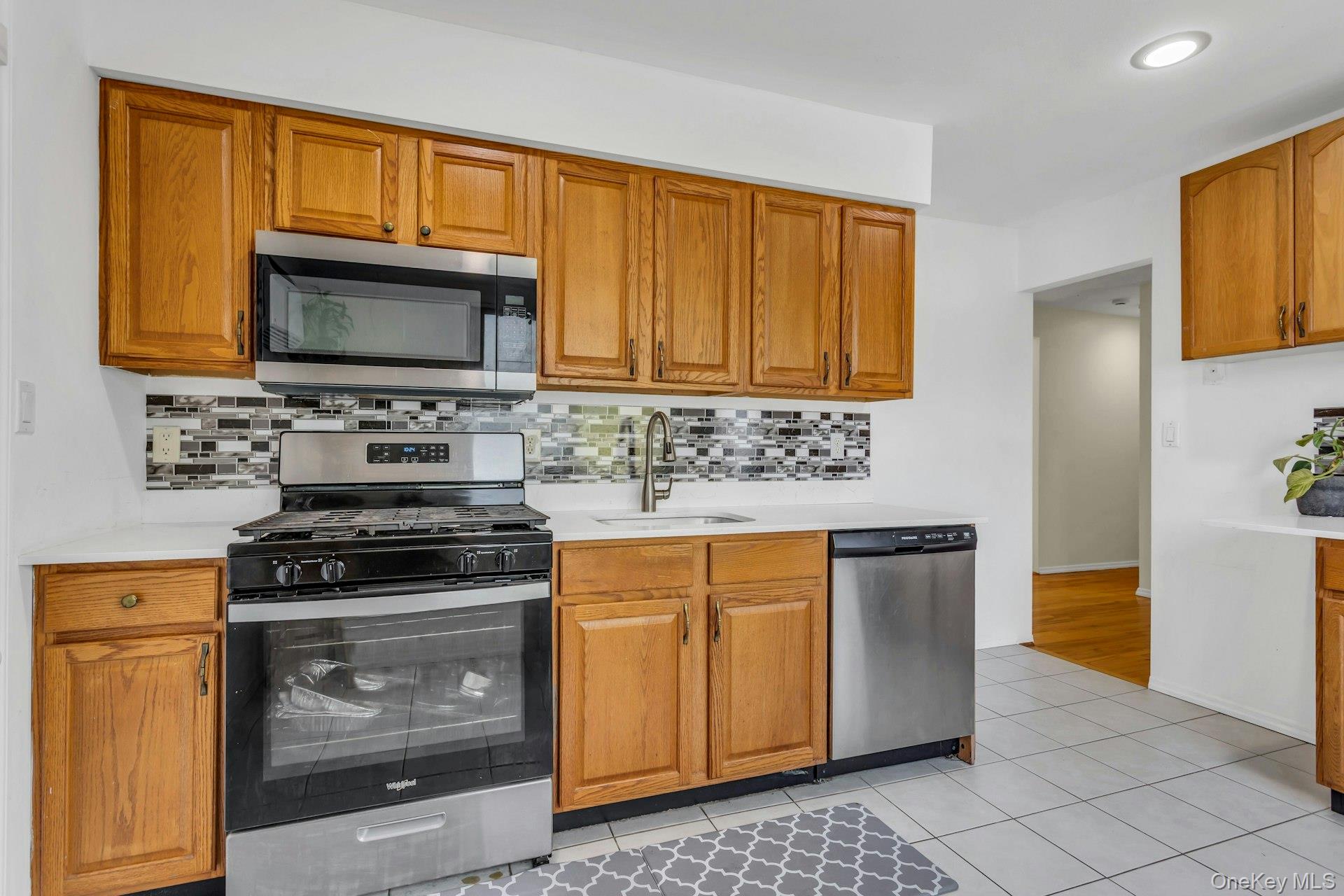 17 Phyllis Drive, East Northport, NY 11731