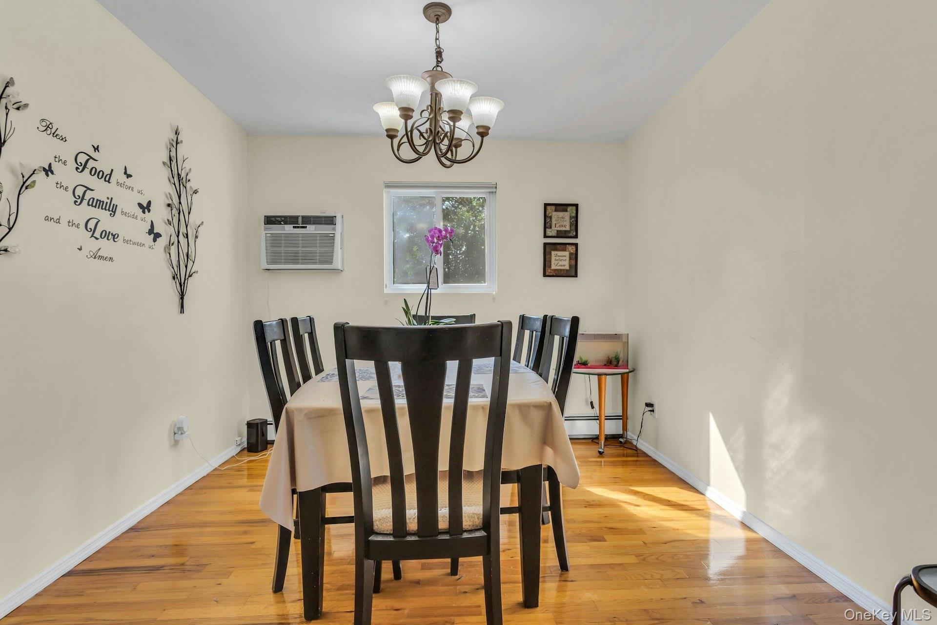 17 Phyllis Drive, East Northport, NY 11731