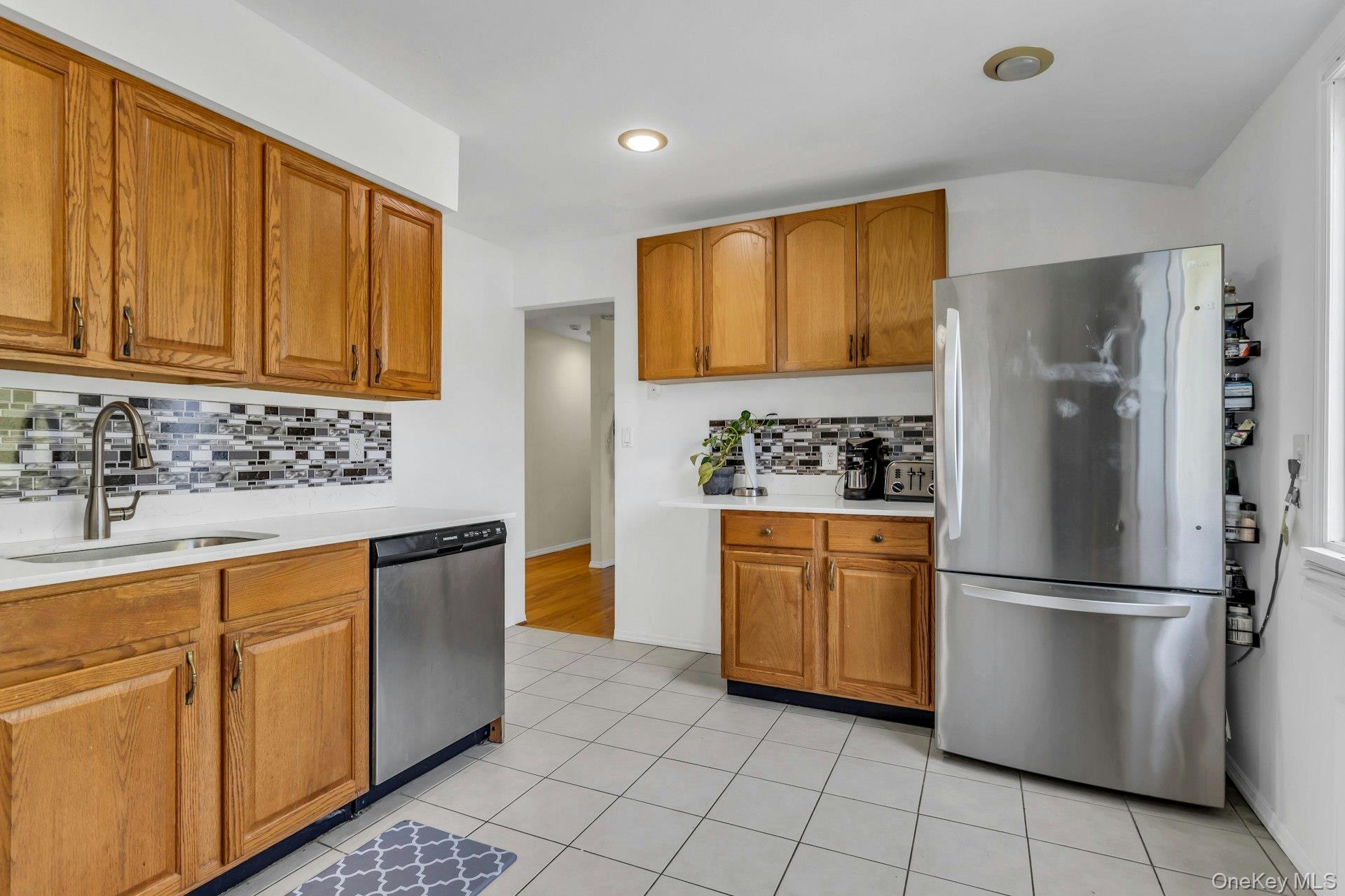 17 Phyllis Drive, East Northport, NY 11731