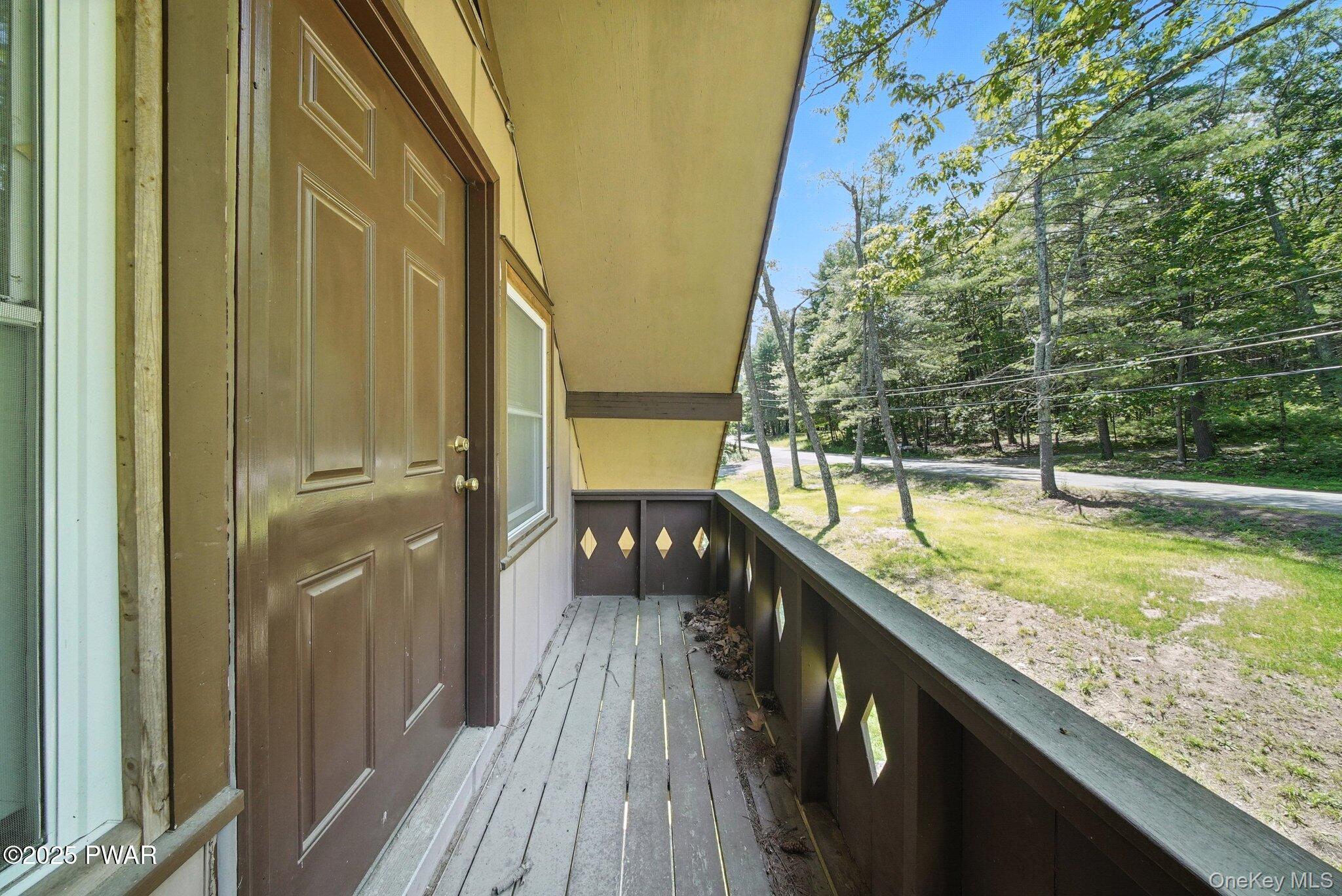 111 Mountain Springs Road, Milford, PA 18337