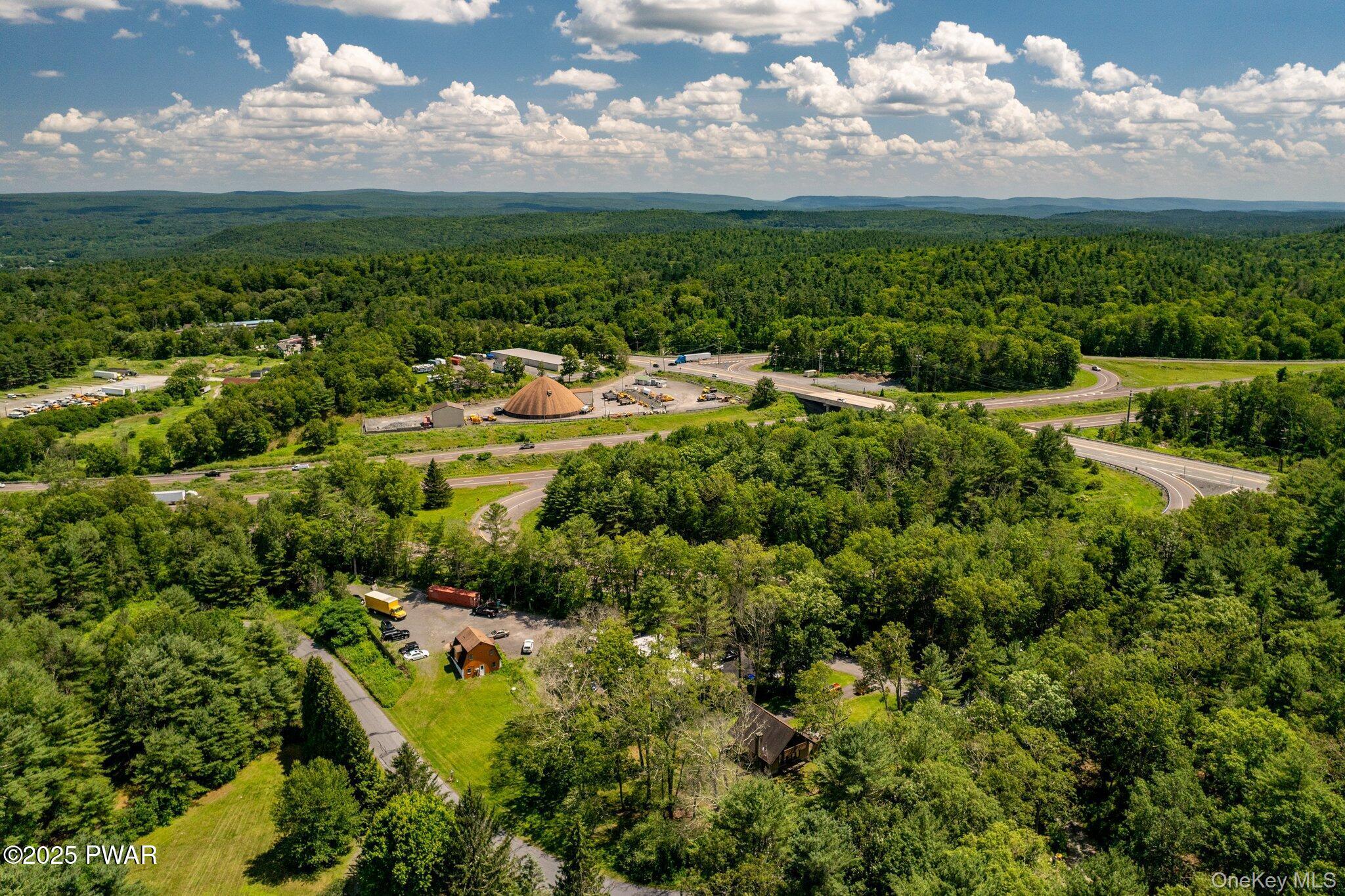 111 Mountain Springs Road, Milford, PA 18337