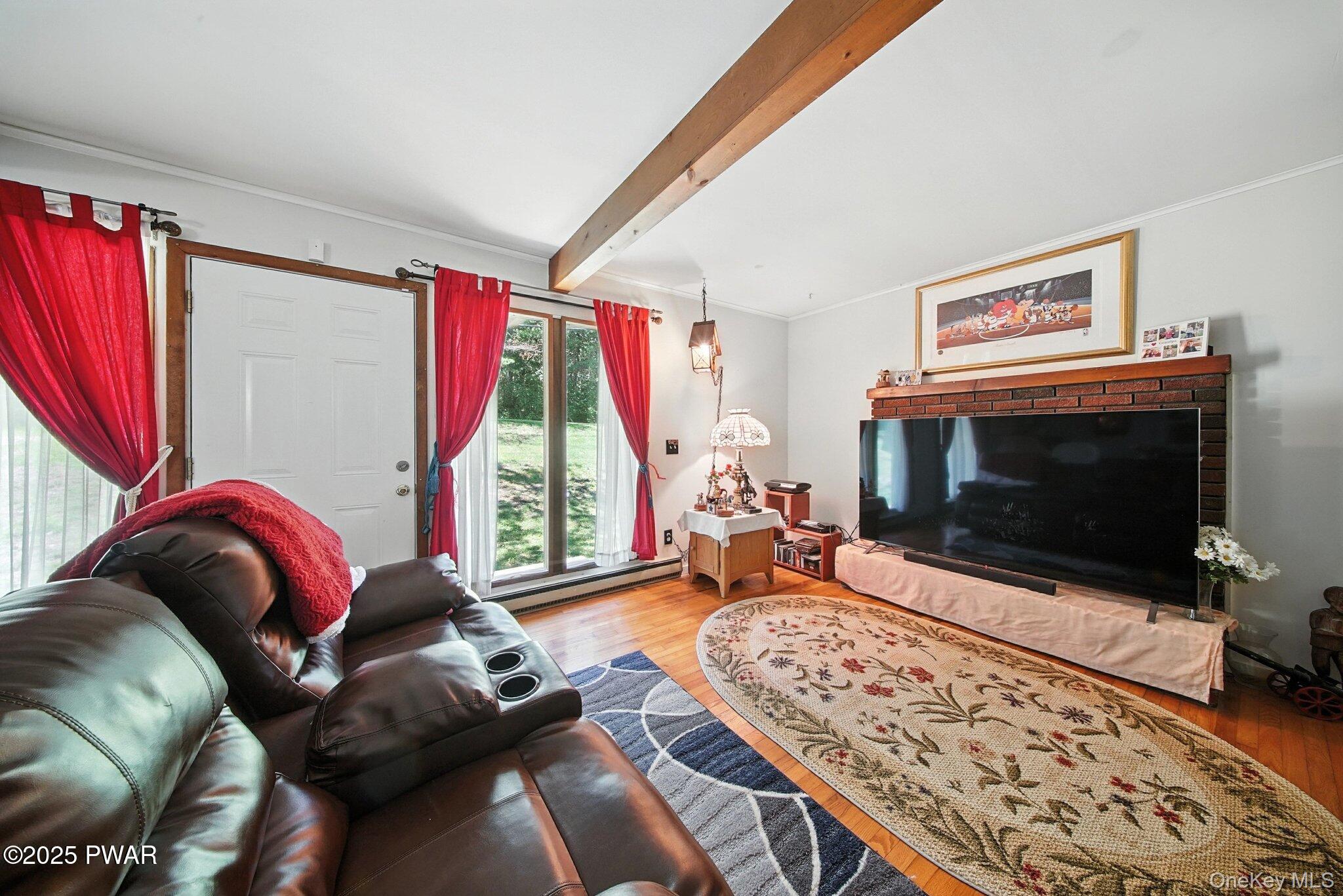 111 Mountain Springs Road, Milford, PA 18337