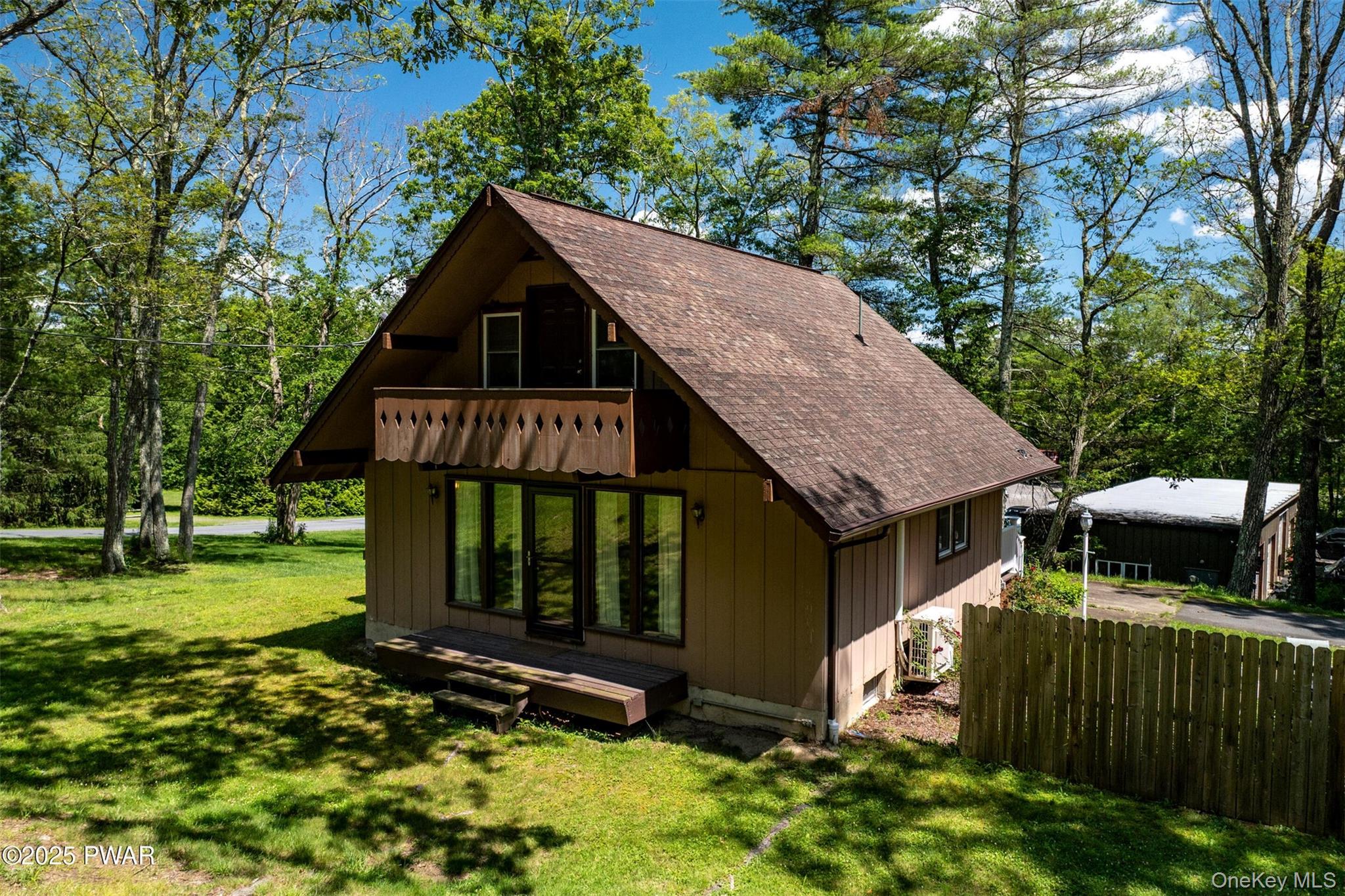 111 Mountain Springs Road, Milford, PA 18337