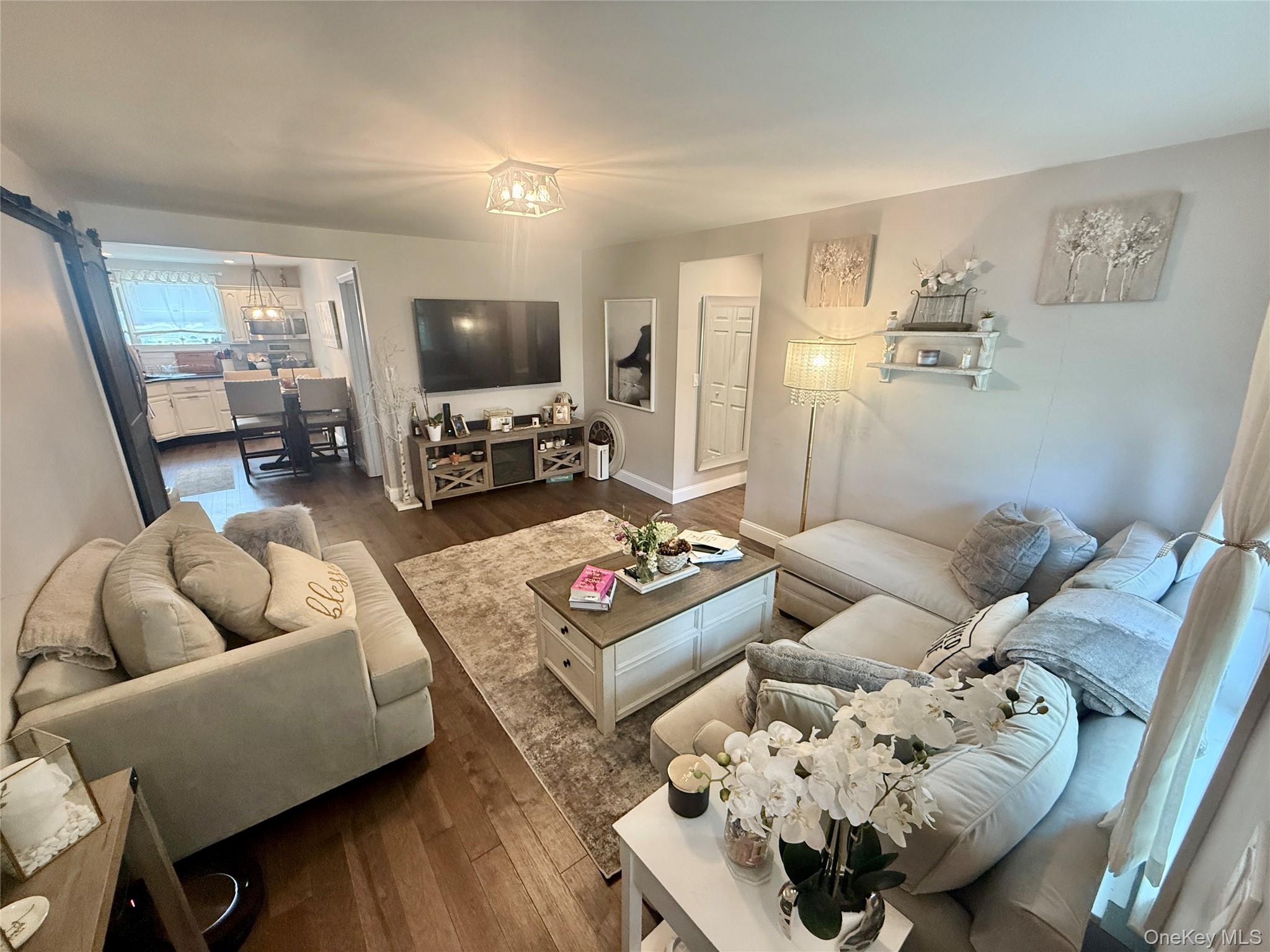 38L Glen Keith # 38L, Glen Cove, NY 11542