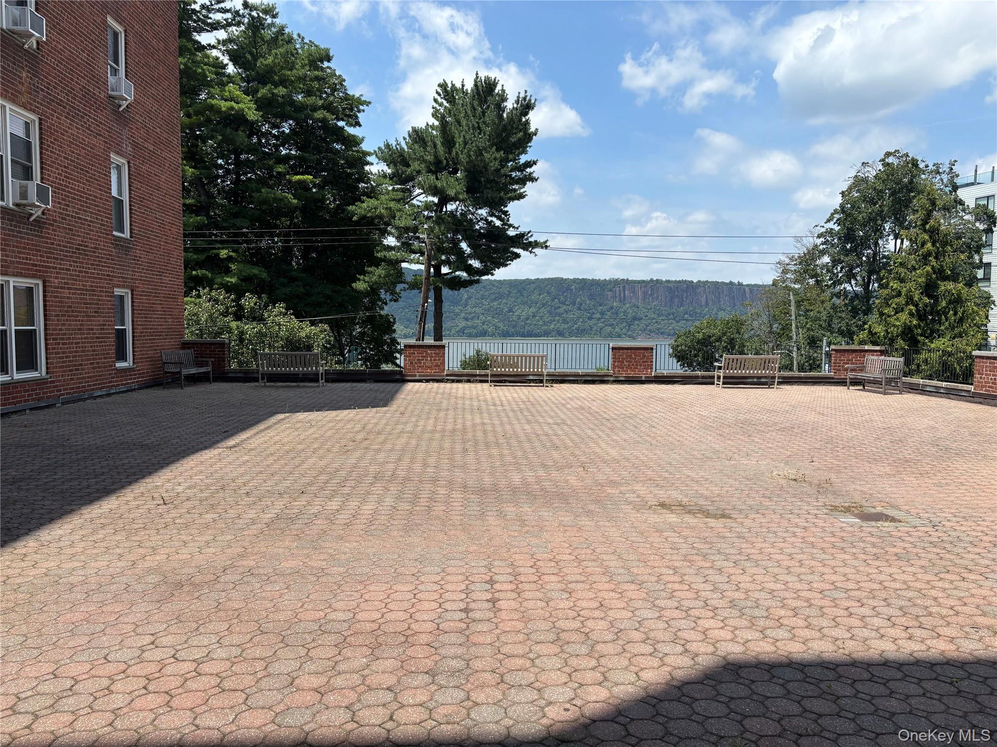 1 Hawley Terrace # 6K, Yonkers, NY 10701