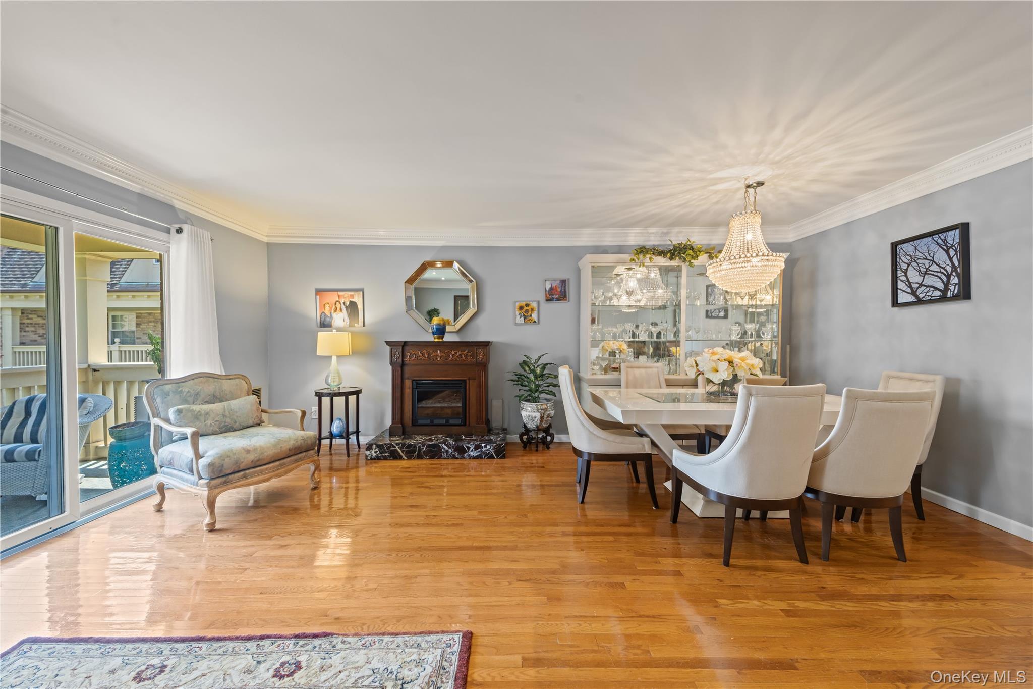 12-35 Robin Lane # Upper, Bayside, NY 11360