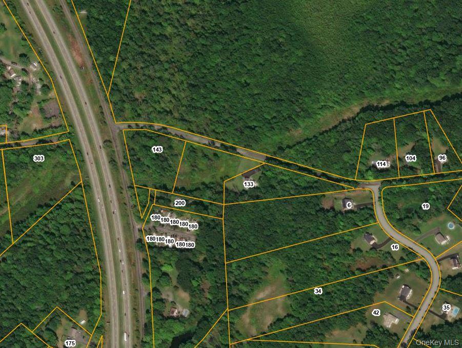 143 Shawangunk Road, Middletown, NY 10940
