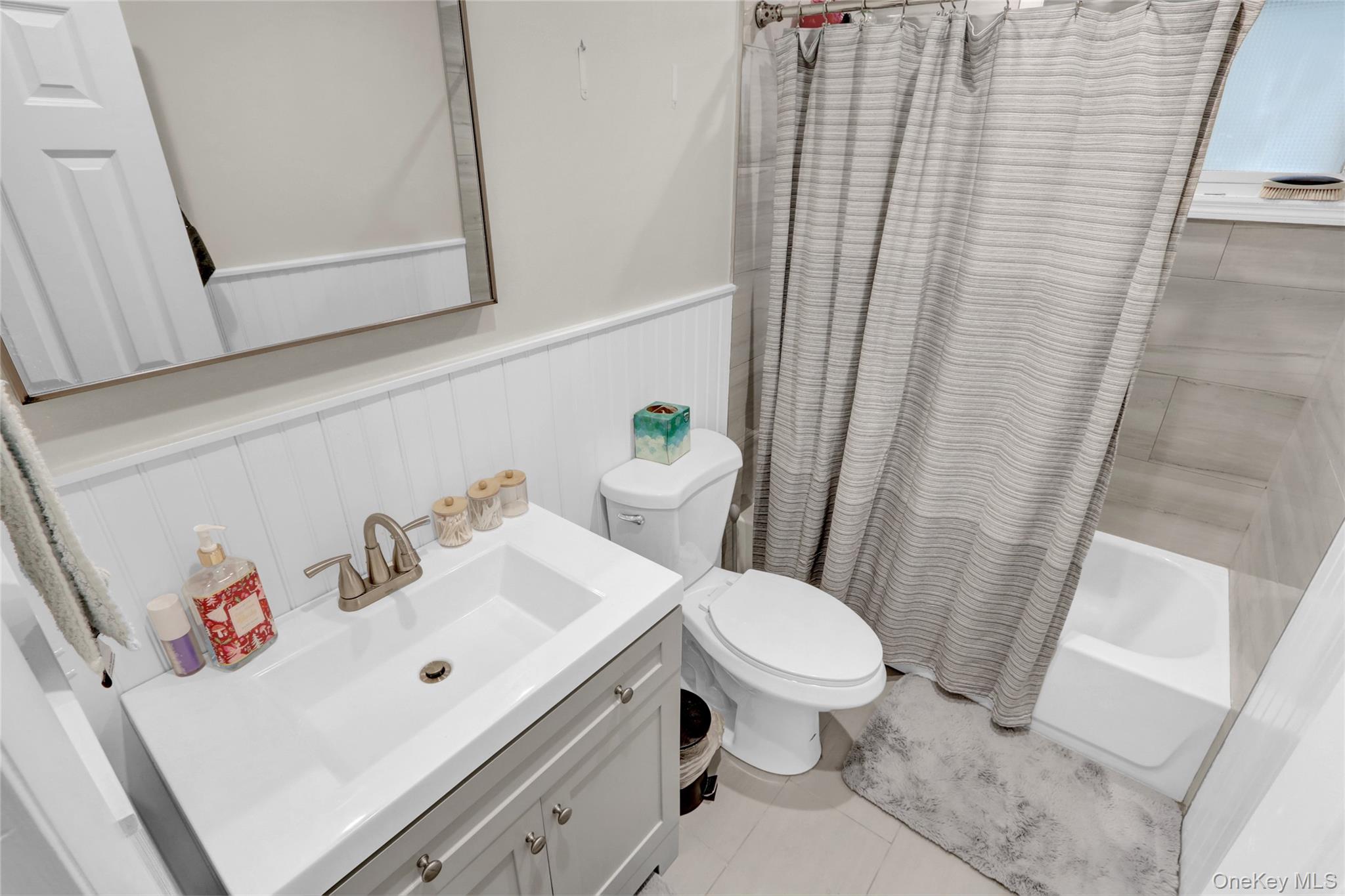 220 E Chester Street, Long Beach, NY 11561