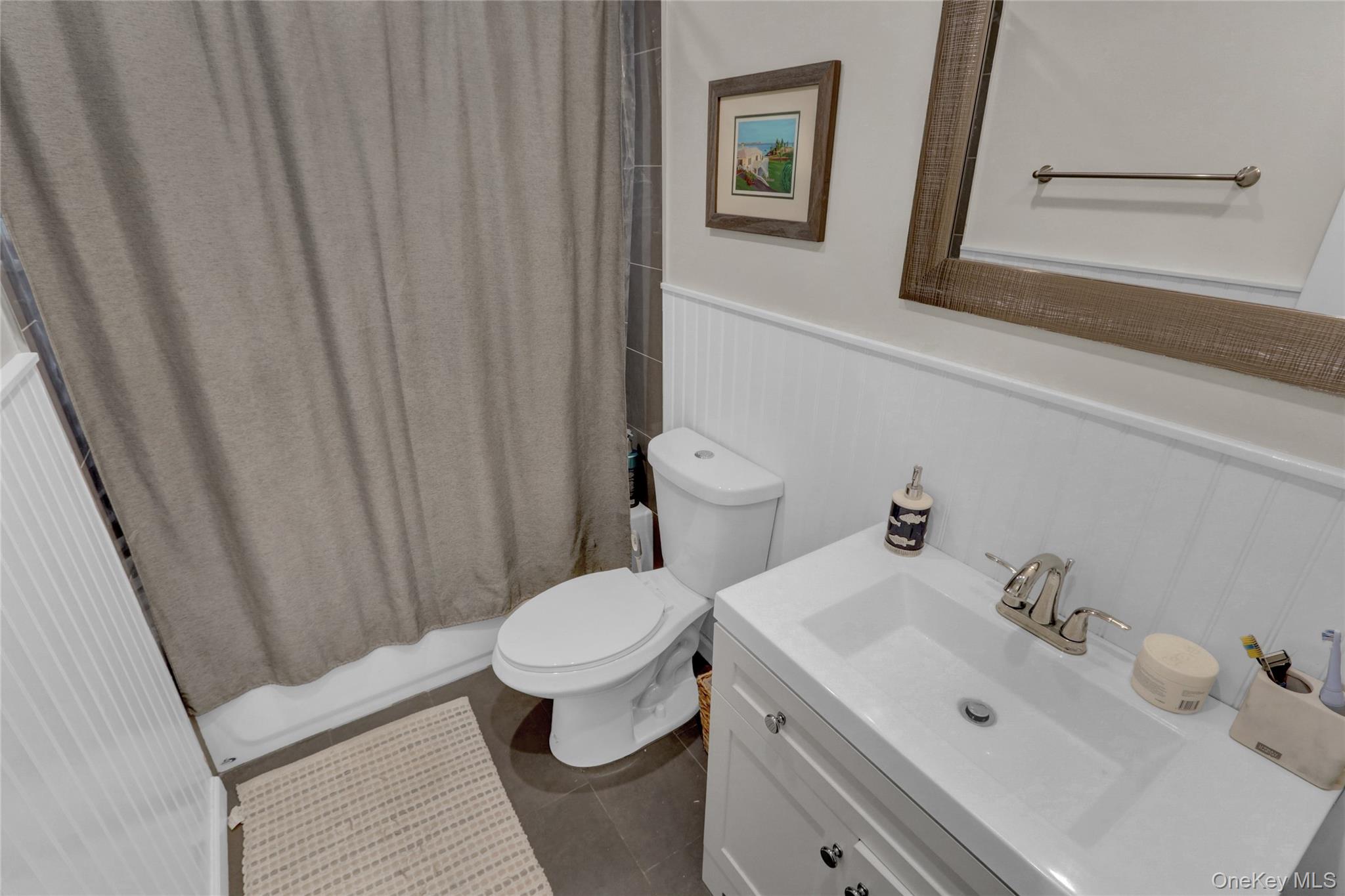 220 E Chester Street, Long Beach, NY 11561