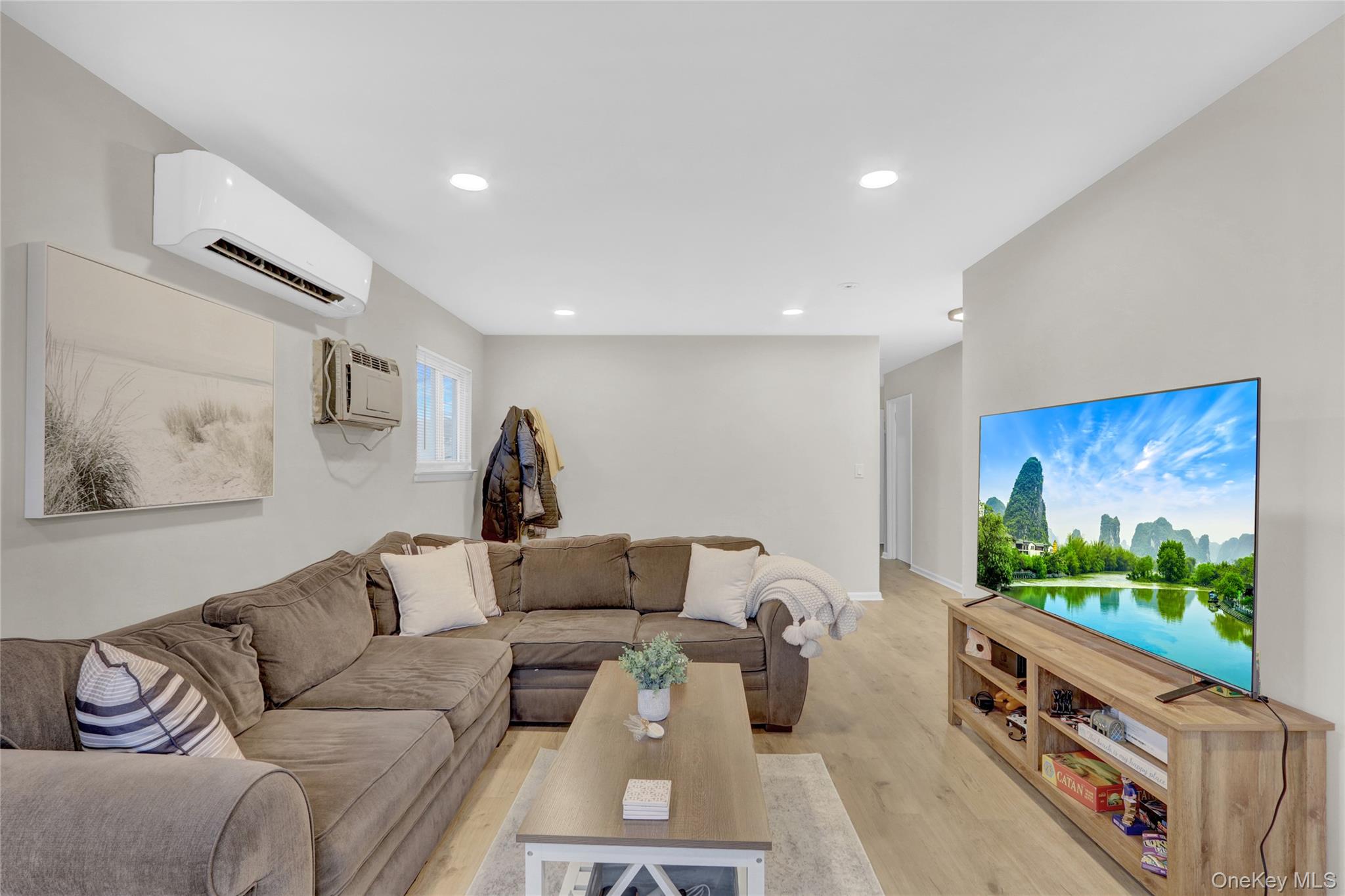 220 E Chester Street, Long Beach, NY 11561