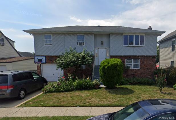 82 Oakley Avenue, Elmont, NY 11003