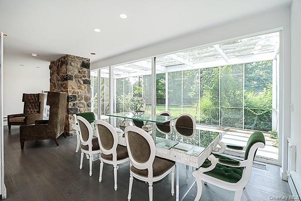 145 Arrandale Avenue, Great Neck, NY 11024