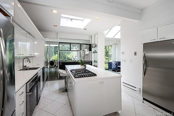 145 Arrandale Avenue, Great Neck, NY 11024