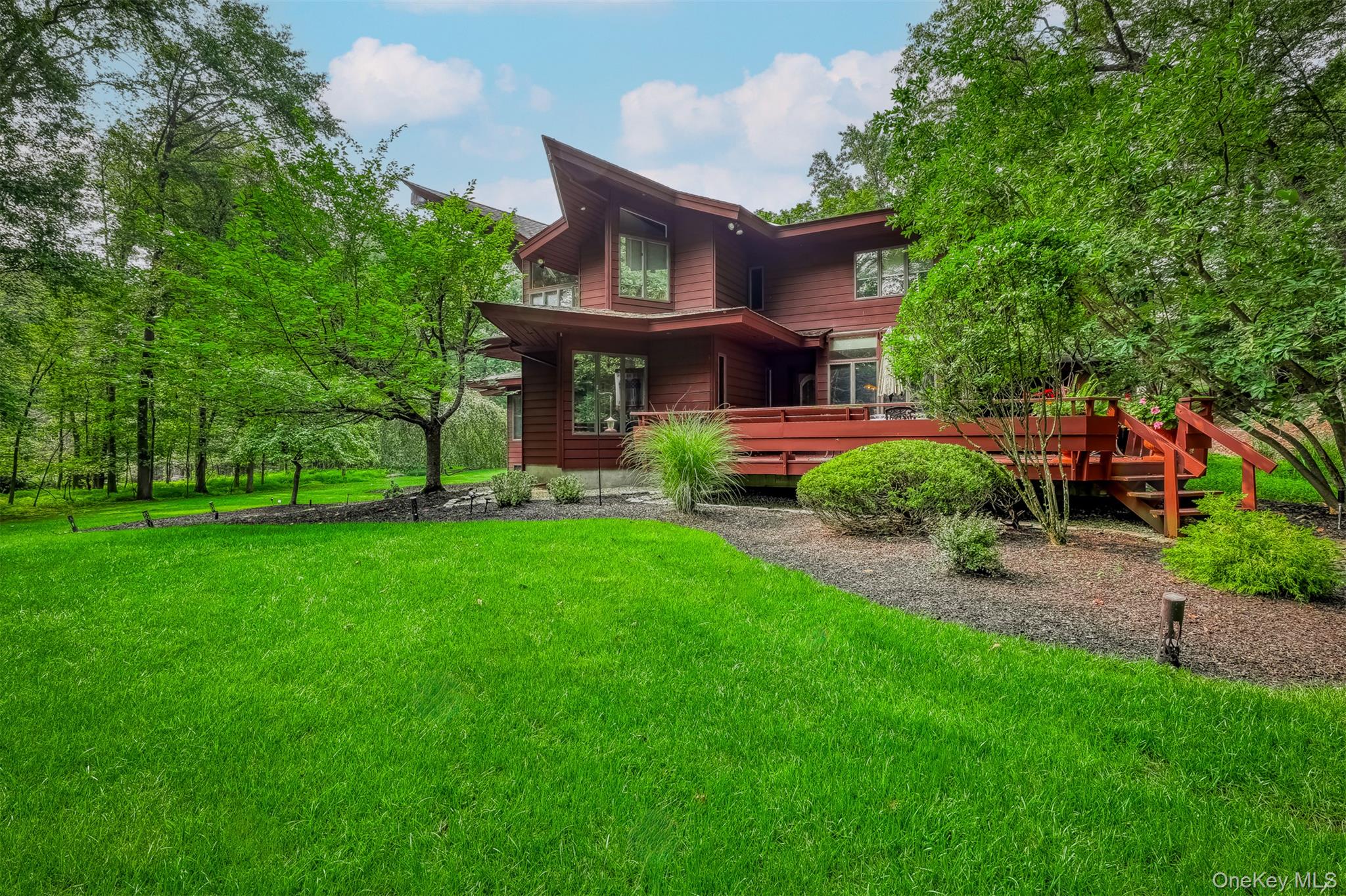 352 Phillips Hill Road, New City, NY 10956