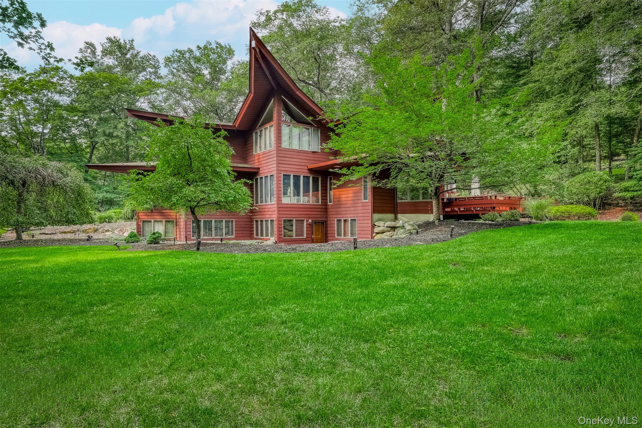 352 Phillips Hill Road, New City, NY 10956