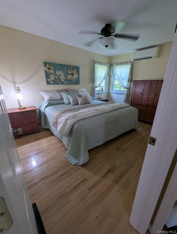 873 Hill Ave, Pine Bush, NY 12566