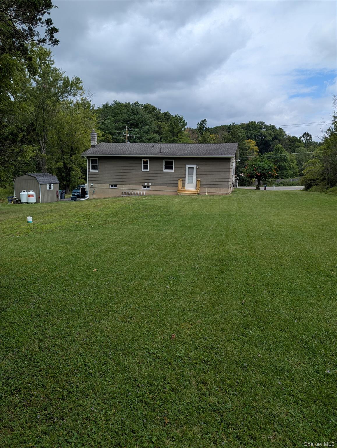 873 Hill Ave, Pine Bush, NY 12566