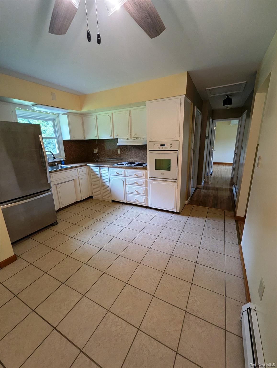 873 Hill Ave, Pine Bush, NY 12566