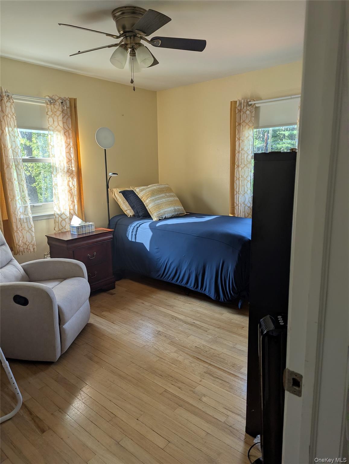 873 Hill Ave, Pine Bush, NY 12566