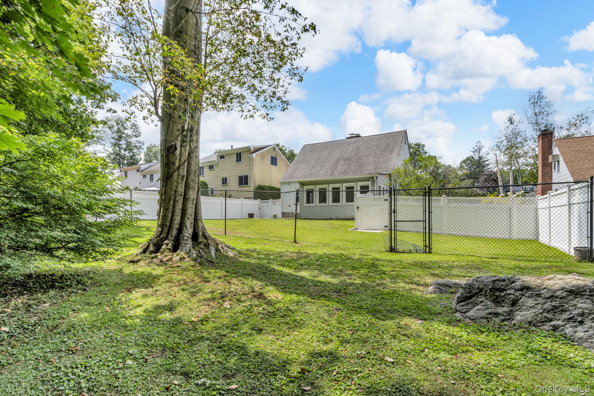 14 Coralyn Avenue, White Plains, NY 10605