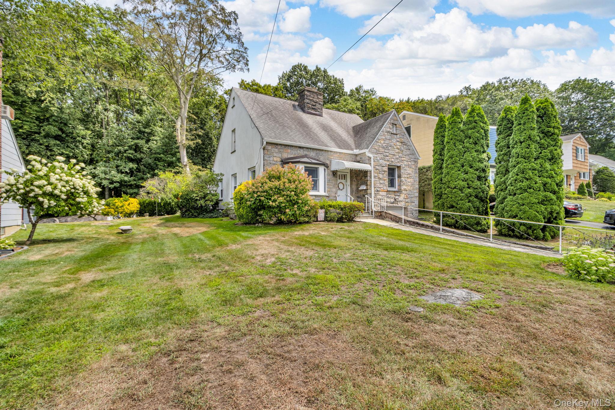 14 Coralyn Avenue, White Plains, NY 10605