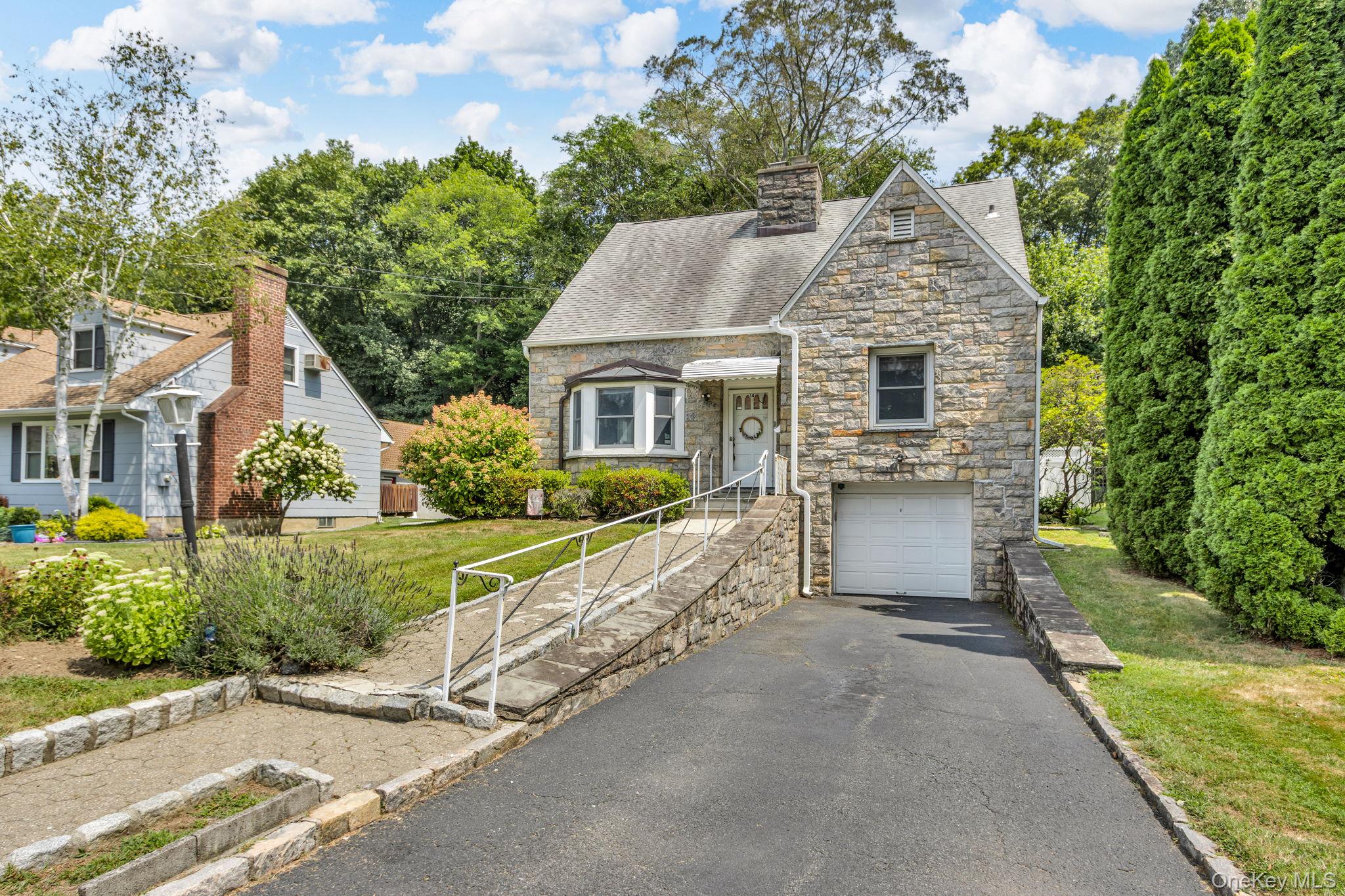 14 Coralyn Avenue, White Plains, NY 10605