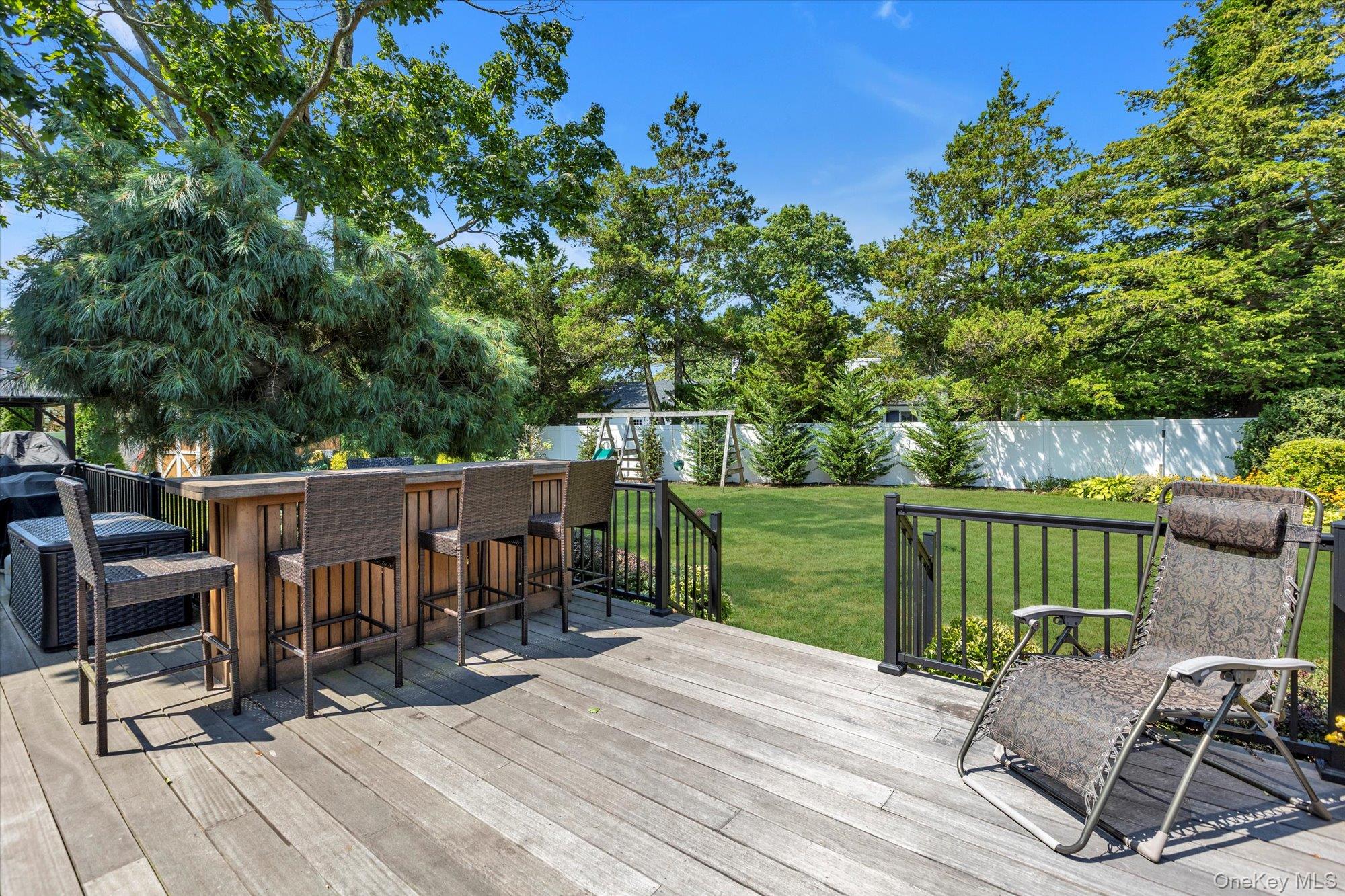 222 Bay Avenue, Bayport, NY 11705