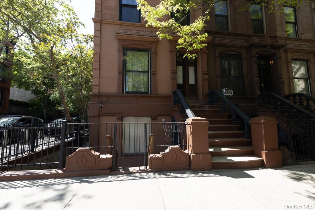 529 Manhattan Avenue, New York (Manhattan), NY 10027