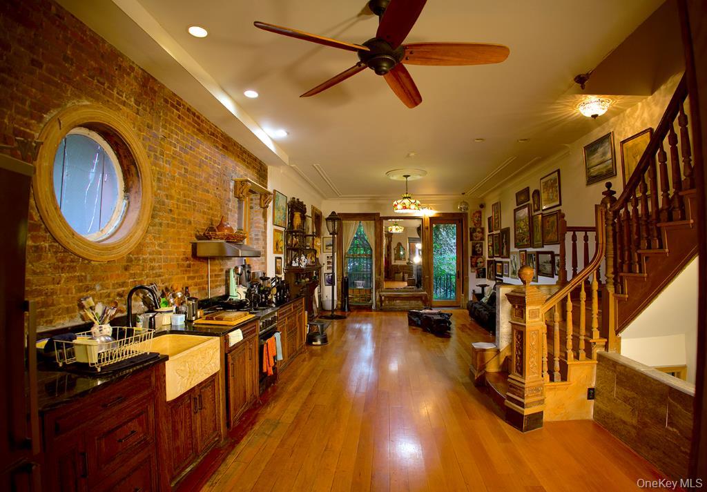 529 Manhattan Avenue, New York (Manhattan), NY 10027