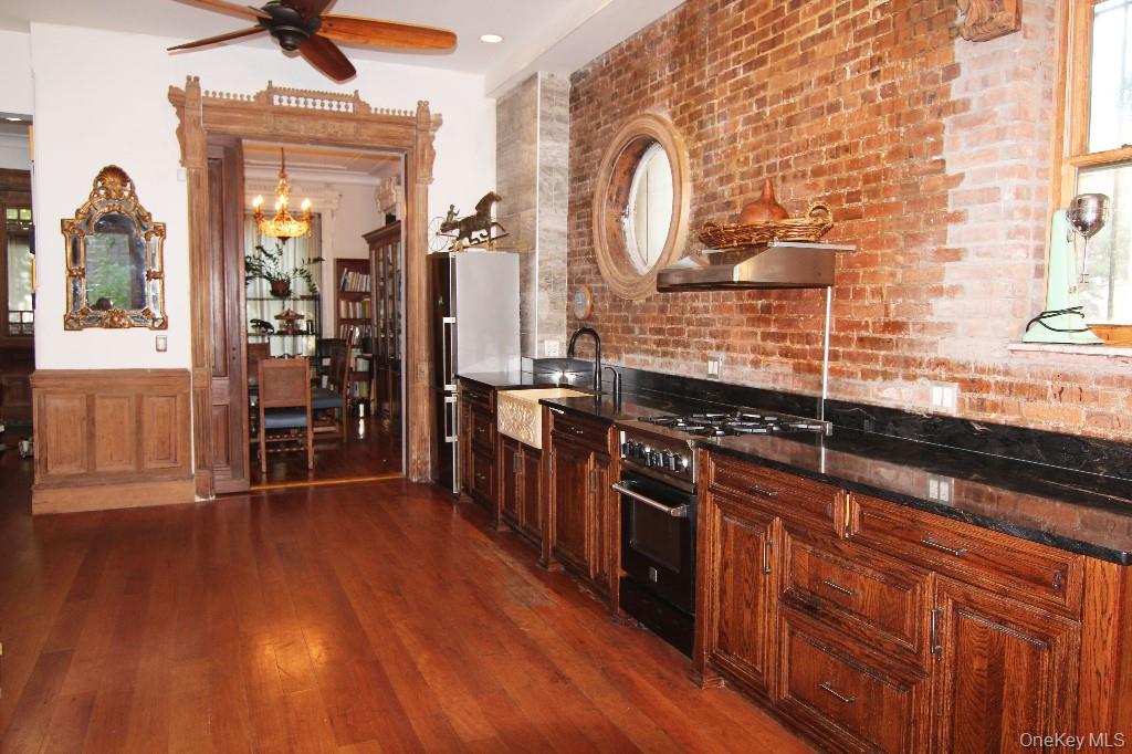 529 Manhattan Avenue, New York (Manhattan), NY 10027