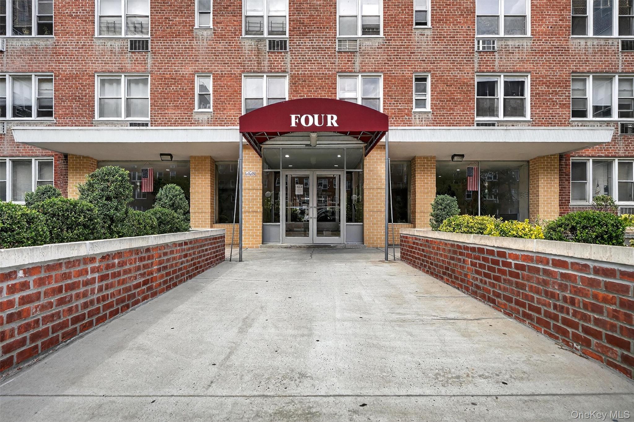 4 Sadore Lane # 4U, Yonkers, NY 10710