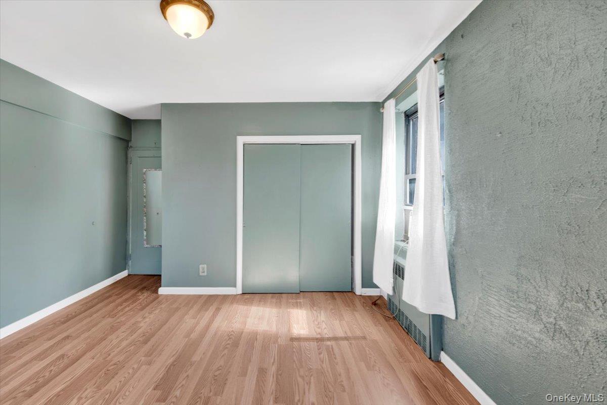 25-40 Union Street # 3F, Flushing, NY 11354