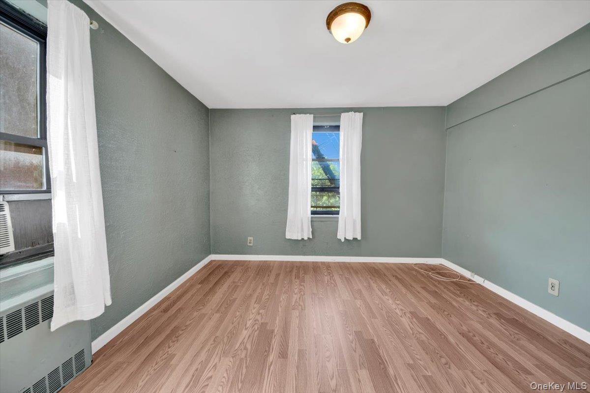 25-40 Union Street # 3F, Flushing, NY 11354