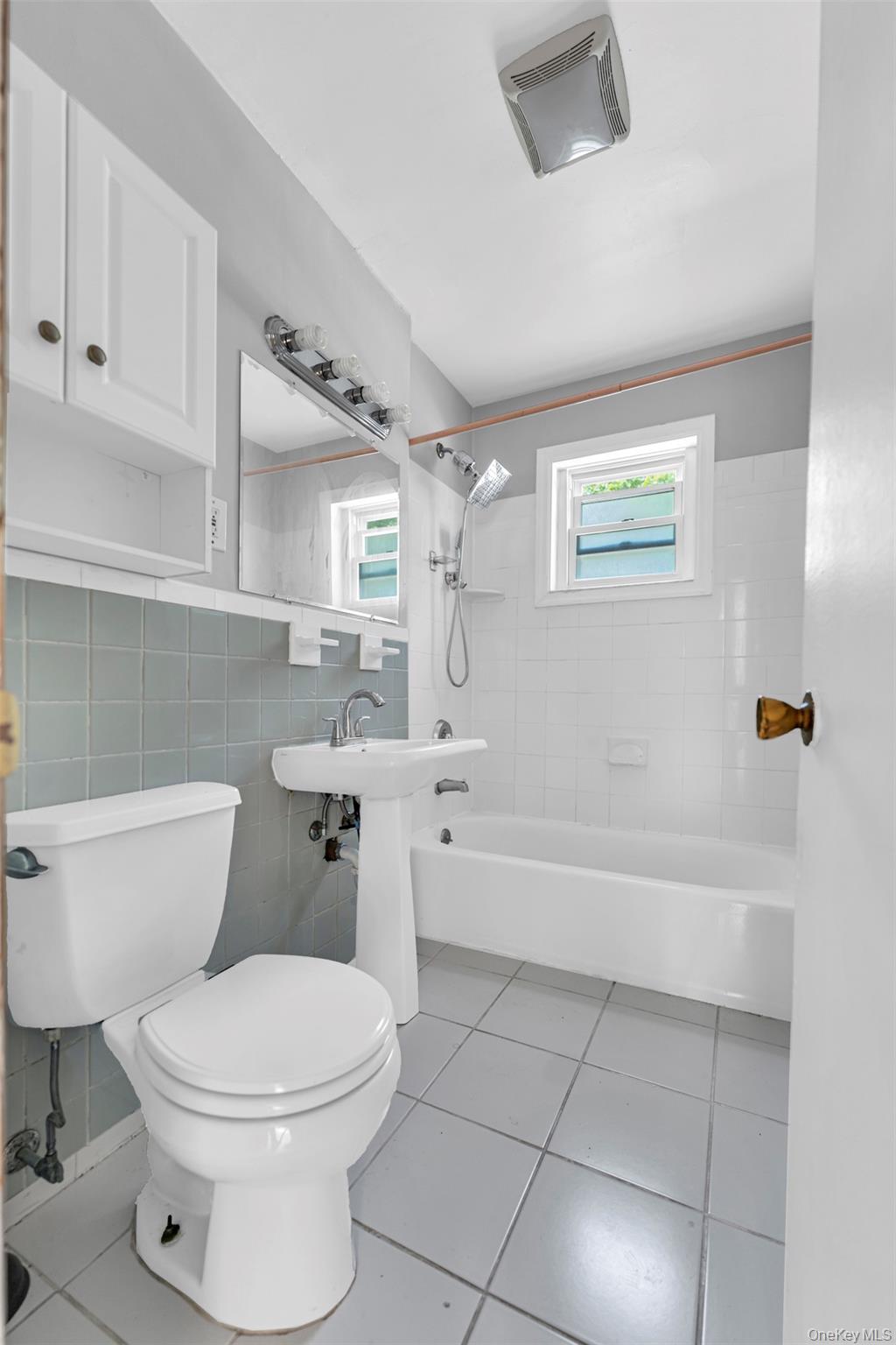 1879 Crompond Road # F9, Peekskill, NY 10566